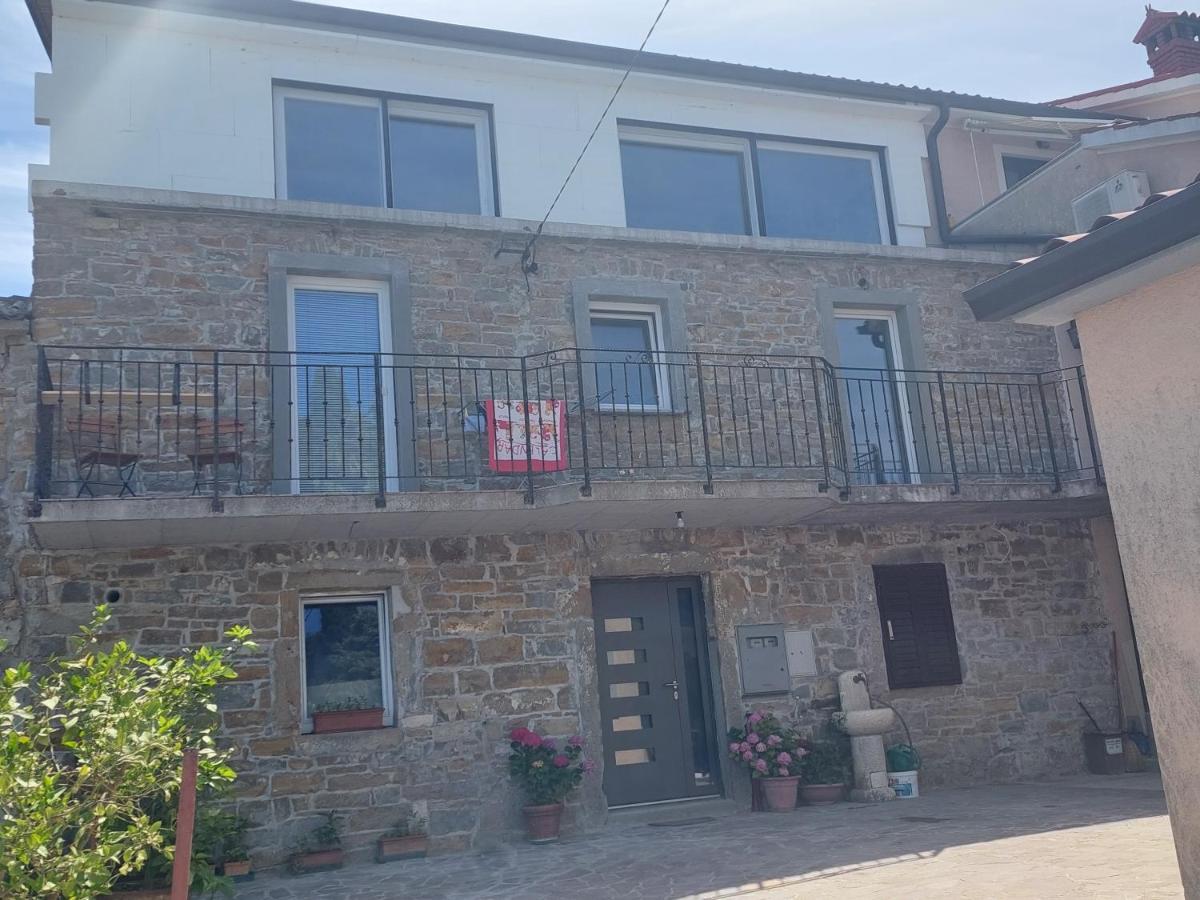 Apartma Rene Izola Luaran gambar